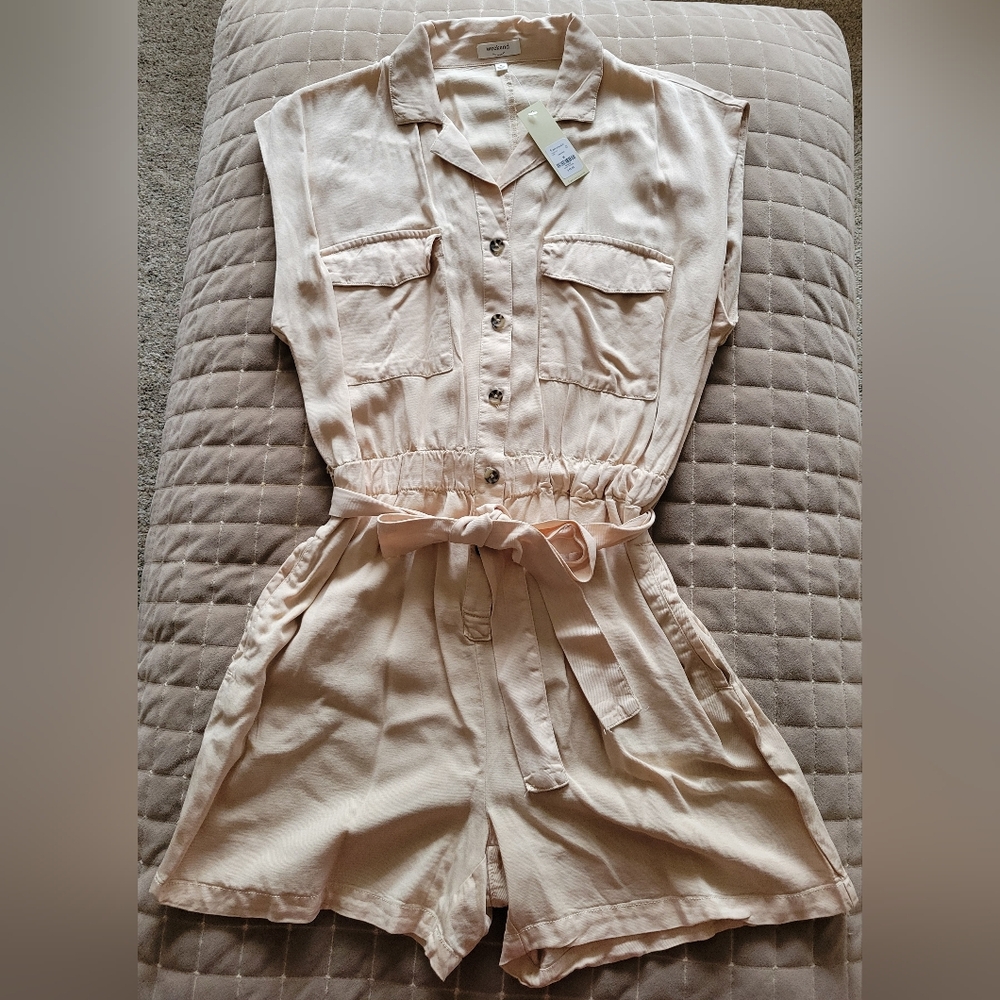 Elegant Light Beige Button-Up Romper